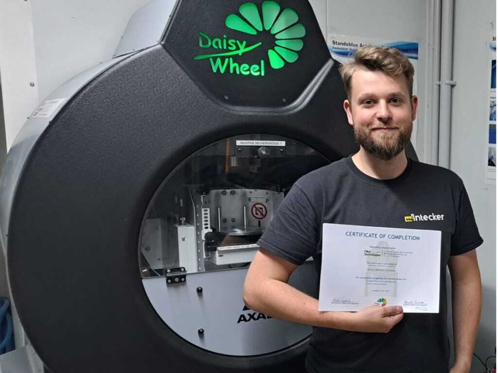 Daisy wheel technician