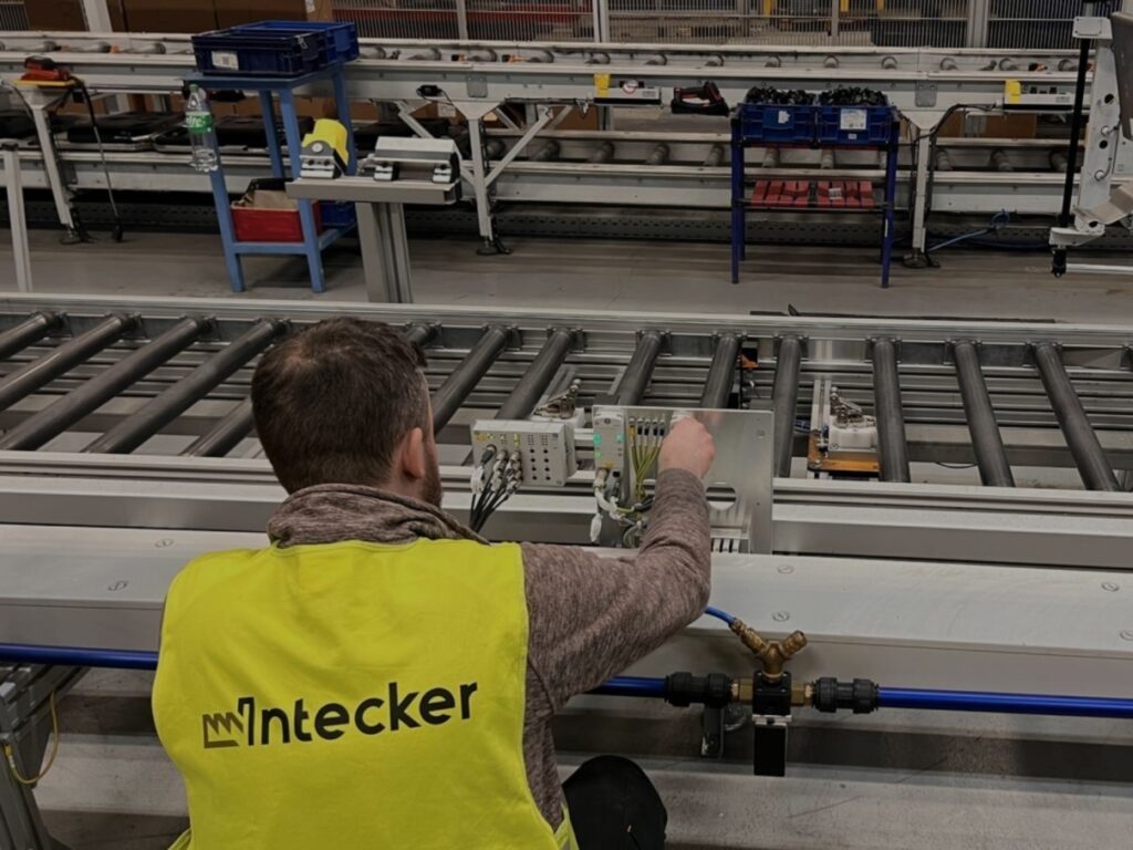 Service of the production line 1